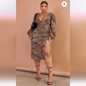 Pretty Little Thing NWTs Leopard Plunge Side Split Midi